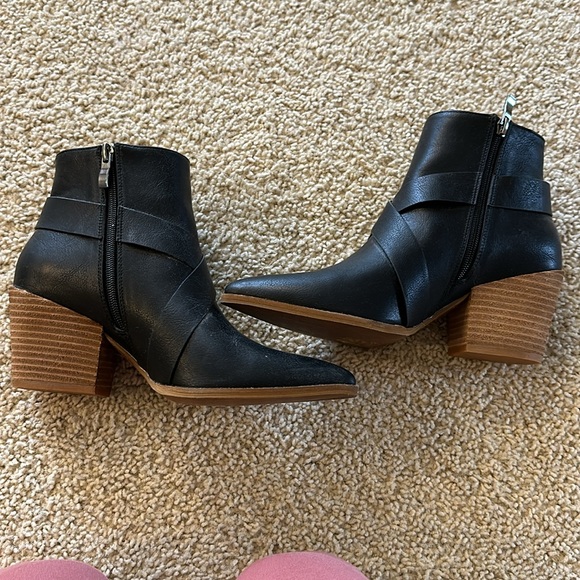 Western Booties - Picture 5 of 5